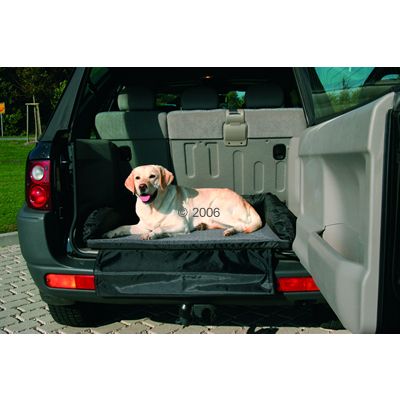 Car Dog Bed with Bumper Cover - Dimensions 95 x 75 cm