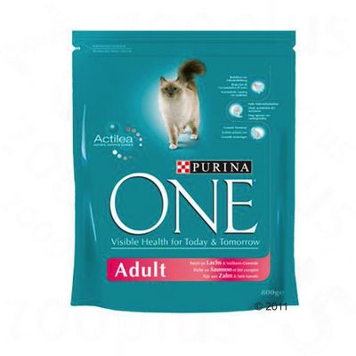 Croquettes Purina One Adult, saumon & céréales complètes- 1,5 kg