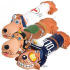 Cane gioco in uniforme
