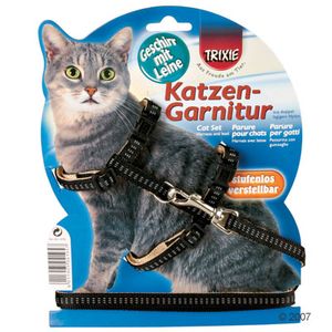 http://media.zooplus.com/bilder/parure/pour/chat/softline/elegance/avec/harnais/et/laisse/1/300/14903_Trixie_Katzengeschirr_1.jpg