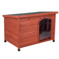 Cuccia in legno per cani con tetto verde, cane di taglia piccola sdraiato davanti. Box a sinistra con sagome di cani e lettere S, M, L su sfondo arancione, verde, blu.