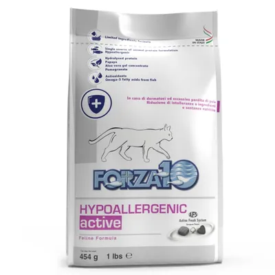 Forza10 Hypoallergenic active Feline Formula, 454 g. Texte visible : hydrolysed protein, papaya, aloe vera gel concentrate, pomegranate, Omega-3 fatty acids from fish. Made in Italy.