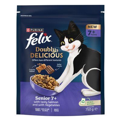 Felix Doubly Delicious Senior 7+ Tasty Salmon with Vegetables 750g