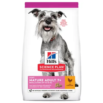 Hill's Science Plan Light Mature Adult 7+ Small & Mini up to 10 kg with Chicken, croquettes pour chiens âgés de petite taille. Texte en anglais visible sur l'emballage.