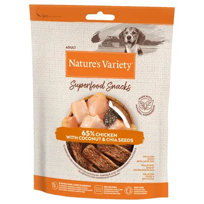 Nature's Variety Superfood Snacks voor volwassen honden, 65% kip met kokosnoot en chiazaad. Gemaakt van natuurlijke ingrediënten, zonder kunstmatige kleur-, smaak- of conserveermiddelen.