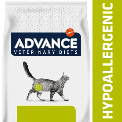 Корм для кошек Advance Veterinary Diets Hypoallergenic, надпись affinity, изображение кошки, крупная надпись HYPOALLERGENIC сбоку упаковки. Корм для кошек Advance Veterinary Diets Hypoallergenic, надпись affinity, изображение кошки, крупная надпись HYPOALLERGENIC сбоку упаковки.