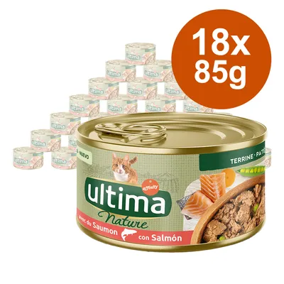 Ultima Nature terrină cu somon, 18 conserve a câte 85g. Ambalajul produsului cu ingrediente precum somon și mazăre, precum și pisică pe etichetă.