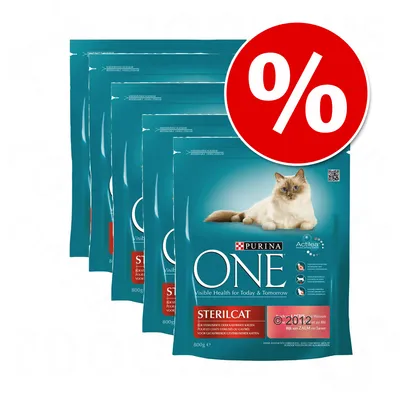 Lot de sachets Purina ONE Sterilcat pour chats stérilisés, 800 g chacun, avec un chat sur l’emballage et un symbole de réduction en rouge avec le signe %. Lot de sachets Purina ONE Sterilcat pour chats stérilisés, 800 g chacun, avec un chat sur l’emballage et un symbole de réduction en rouge avec le signe %.