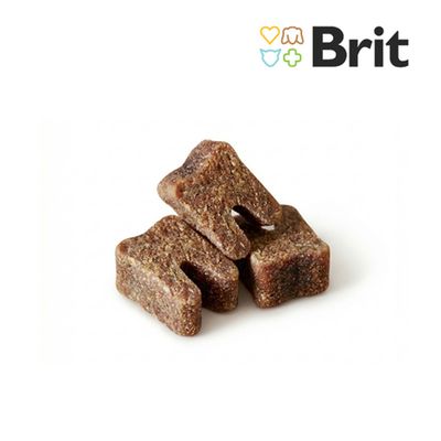 Brit Care Dental, snack funcțional pentru pisici pentru susținerea sănătății dinților și gingiilor. Ingrediente: busuioc, cimbru, rozmarin, vitamina C.