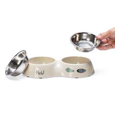 Doppia ciotola in acciaio inox con supporto in plastica beige, decorata con motivi di pesci e la scritta 'Meow'.