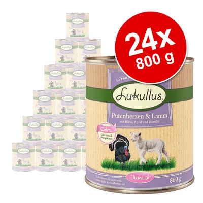 Lukullus Putenherzen & Lamm, zestaw 24 puszek po 800 g. Widoczne opakowanie z ilustracją indyka i jagnięcia oraz napisem Extra Calcium & phosphorus.