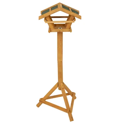 Vogelhaus aus Holz mit grünem Dach und stabilem Standfuss, geeignet für die Fütterung von Wildvögeln.