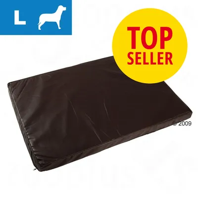 Stor hundemadras i mørkt stof, mærket med L og silhuet af hund. Gul cirkel med rød tekst: TOP SELLER.