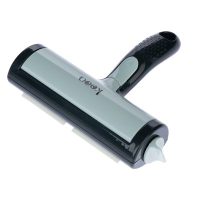 Kooa ролка за мъх с ергономична дръжка и сиво корпус, подходяща за премахване на животински косми.