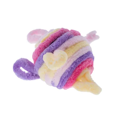 Buntes Plüschspielzeug mit Streifen in Rosa, Lila, Gelb und Herzdetails. Geeignet für Haustiere zum Spielen.