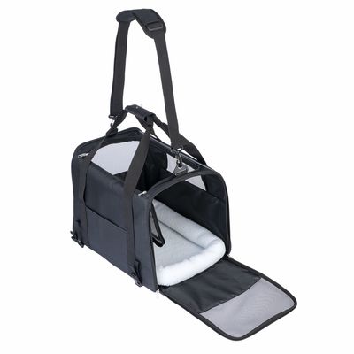 Zwarte transporttas met draagriemen, netramen en zachte witte binnenvoering. Voorkant geopend voor gemakkelijke toegang.