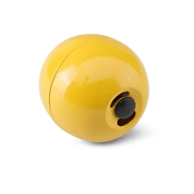 Savic Chicken Fun jucărie pentru găini - Ø 7 x î 8 cm Savic Chicken Fun jucărie pentru găini - Ø 7 x î 8 cm