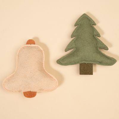 TIAKI елхичка и камбанка, комплект играчки за котки