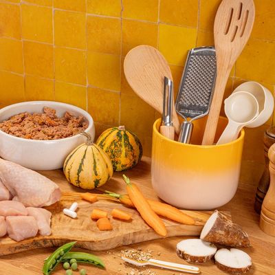 Pooch and Mutt Wet Dog Food - Chicken, Pea & Pumpkin