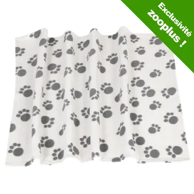 Couverture en tissu blanc à motifs pattes grises, texte visible : Exclusivité zooplus ! dans un bandeau vert en haut à droite. Couverture en tissu blanc à motifs pattes grises, texte visible : Exclusivité zooplus ! dans un bandeau vert en haut à droite.