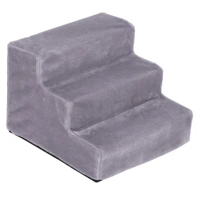 Grijze trap met drie treden, bekleed met zachte stof. Geschikt voor huisdieren om hoogteverschillen te overbruggen. Materiaal: stof.