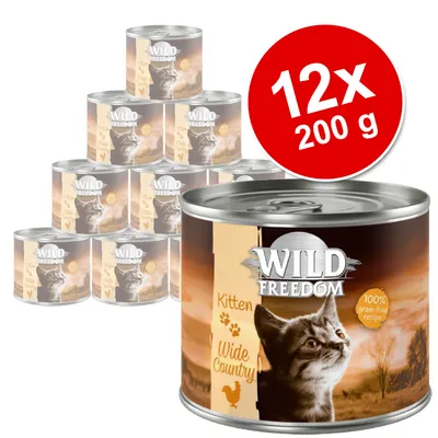 Pack de 12 latas de 200 g de comida para gatitos Wild Freedom Kitten Wide Country, texto visible: 100% grain-free recipe.