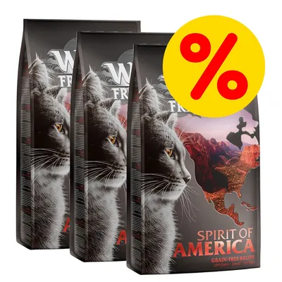 Tre poser kattefoder med teksten 'SPIRIT OF AMERICA', 'GRAIN-FREE RECIPE', 'chicken · beef · turkey' og stort gult procenttegn for tilbud. Tre poser kattefoder med teksten 'SPIRIT OF AMERICA', 'GRAIN-FREE RECIPE', 'chicken · beef · turkey' og stort gult procenttegn for tilbud.