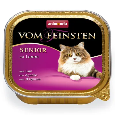 Conservă Animonda Vom Feinsten Senior mit Lamm, imagine cu pisică și text în germană, olandeză, italiană și franceză despre conținutul de miel.