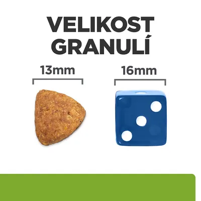 Porovnanie veľkosti granule 13 mm a modrej kocky 16 mm, nadpis: VELIKOST GRANULÍ. Text v češtine.