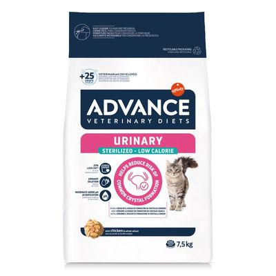 Advance Veterinary Diets Urinary Stress pour chat, 7,5 kg. Texte visible : helps reduce risk of common crystal formation, with chicken, rice & beet pulp. Image d’un chat sur l’emballage.