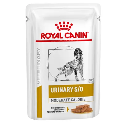 Royal Canin Urinary S/O Moderate Calorie Veterinary hondenvoer, afbeelding van hond en stukjes vlees in saus, tekst: Thin slices in gravy, S/O Index. Royal Canin Urinary S/O Moderate Calorie Veterinary hondenvoer, afbeelding van hond en stukjes vlees in saus, tekst: Thin slices in gravy, S/O Index.
