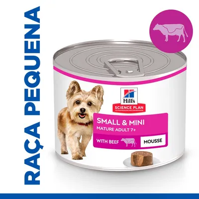 Hill's Science Plan Small & Mini Mature Adult 7+ with Beef Mousse, lata de comida húmida para cães, texto visível: RAÇA PEQUENA, imagem de cão e símbolo de vaca. Hill's Science Plan Small & Mini Mature Adult 7+ with Beef Mousse, lata de comida húmida para cães, texto visível: RAÇA PEQUENA, imagem de cão e símbolo de vaca.