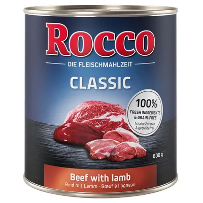Konzerva Rocco Classic, 800 g, Beef with lamb. Text: 100% fresh ingredients & grain-free. Na obalu vyobrazené syrové maso.