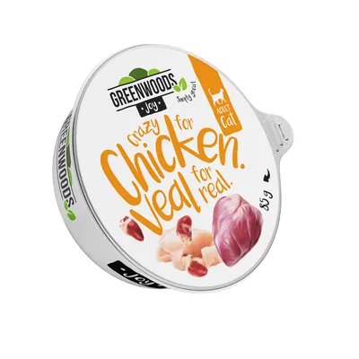 Boîte Greenwoods Joy pour chat adulte, texte visible : crazy for Chicken Veal for real., 85 g. Images de morceaux de viande sur l’emballage.