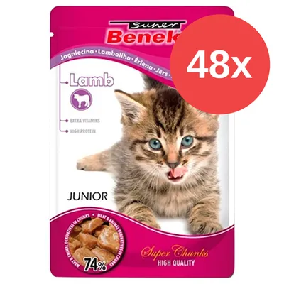 Super Benek Junior Lamb, 48x. Imagen de gatito, texto visible: extra vitamins, high protein, 74 %, Super Chunks High Quality.