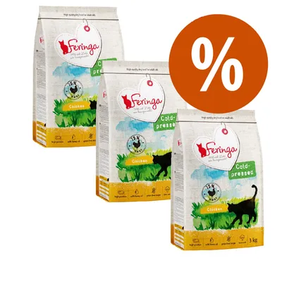 Tre confezioni di Feringa Cold-pressed Chicken 3 kg, 75% meat, con simbolo percentuale arancione. Testi visibili: high protein, with hemp oil, grain free recipe, anti-hairball.