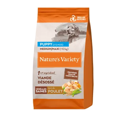 Sac Nature’s Variety Puppy (2–12 mois) Medium/Maxi (+10 kg), 1er ingrédient viande désossée, céréales saines avec du poulet, emballage recyclable, protéines qualité digestibilité visibles. Sac Nature’s Variety Puppy (2–12 mois) Medium/Maxi (+10 kg), 1er ingrédient viande désossée, céréales saines avec du poulet, emballage recyclable, protéines qualité digestibilité visibles.