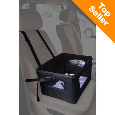 Seggiolino auto nero in tessuto con reti laterali, fissato al sedile anteriore tramite cinture. Angolo arancione in alto a destra con testo: Top Seller. Seggiolino auto nero in tessuto con reti laterali, fissato al sedile anteriore tramite cinture. Angolo arancione in alto a destra con testo: Top Seller.