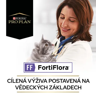 Purina Pro Plan, FortiFlora. Cílená výživa postavená na vědeckých základech. Kočka v náručí osoby v bílém plášti se stetoskopem.