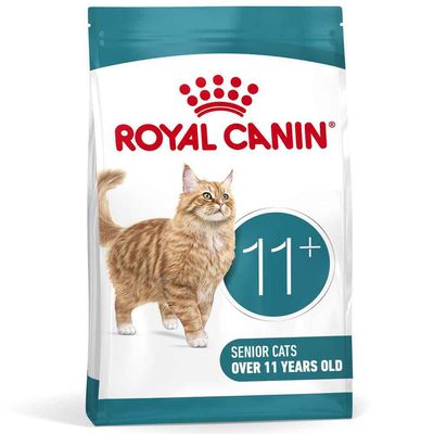 ROYAL CANIN 11+. Seniorikissat yli 11-vuotiaille. Kuvassa pakkauksessa on kissa.