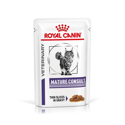 Royal Canin Veterinary Mature Consult kattenvoer, thin slices in gravy, afbeelding van een kat op de verpakking.