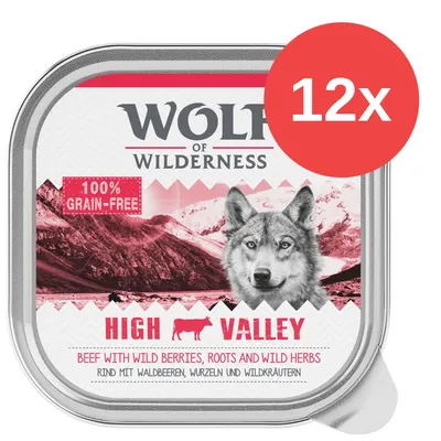 Wolf of Wilderness High Valley, 100% grain-free, pack de 12x. Beef with wild berries, roots and wild herbs. Texto adicional en alemán: Rind mit Waldbeeren, Wurzeln und Wildkräutern.