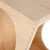 Primer plano de un producto de madera con superficie lisa y bordes redondeados, apto para muebles o accesorios.