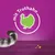 Mit Truthahn. Grünes Truthahnsymbol auf violettem Hintergrund, Katzenpfote und Futterstückchen sichtbar.