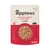 Sachet Applaws Natural Cat Food, Chicken Breast with Beef in jelly, 70 g. Mention « Made with natural ingredients » visible sur l’emballage.