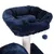Kattenmand bovenop een krabpaal, bekleed met donkerblauwe pluche stof en voorzien van een bungelende pluche bal als speeltje.