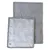 Deux tapis rectangulaires gris en tissu, l’un posé partiellement sur l’autre, bords cousus visibles, étiquette « XS » sur le coin du plus petit tapis.