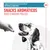 Texto visível: Snacks compatíveis com os alimentos hypoallergenic. Snacks aromáticos para o máximo prazer. Mão a oferecer snack a um cão de pelo branco com manchas pretas.