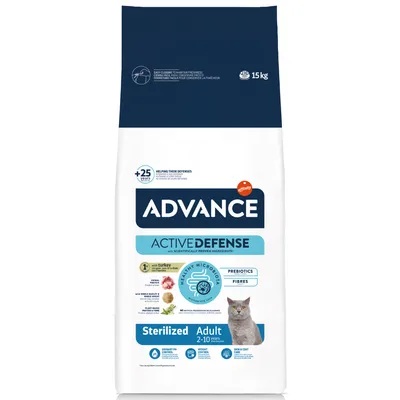 Sac de 15 kg de croquettes pour chat stérilisé Advance Active Defense Adult 2–10 ans, avec dinde, prébiotiques, fibres. Marque Affinity. Image d’un chat gris sur l’emballage.