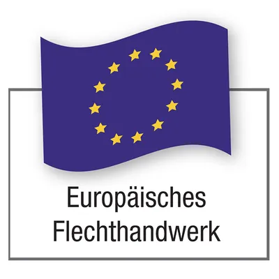 Europeiskt flätverk med EU-flagga, gula stjärnor på blå bakgrund.